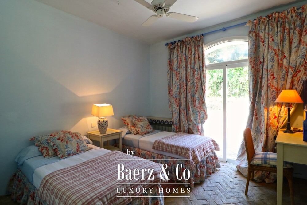 Foto 12 1000w