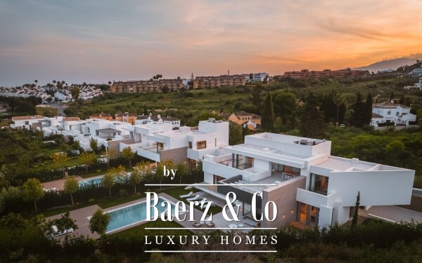 photo 1 Villas - El Paraiso - Benahavis - Ref: 8018