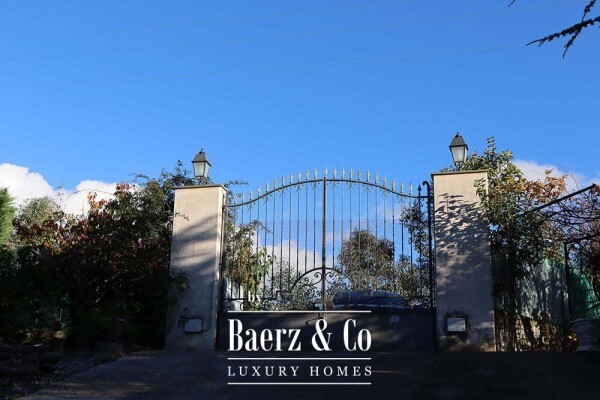 photo 16 Villa for sale 244 m²