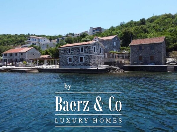 photo 11 Waterfront Beautiful Stone House