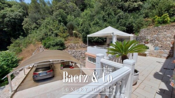 photo 5 Beautiful villa with sea view in Villefranche-sur-Mer