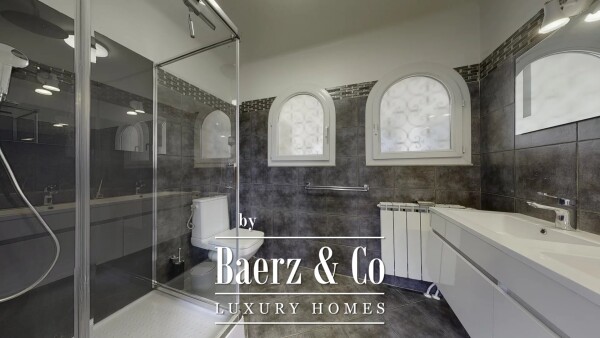 photo 11 EXCLUSIVELY Beautiful villa located in the popular and secure residential area of ​​