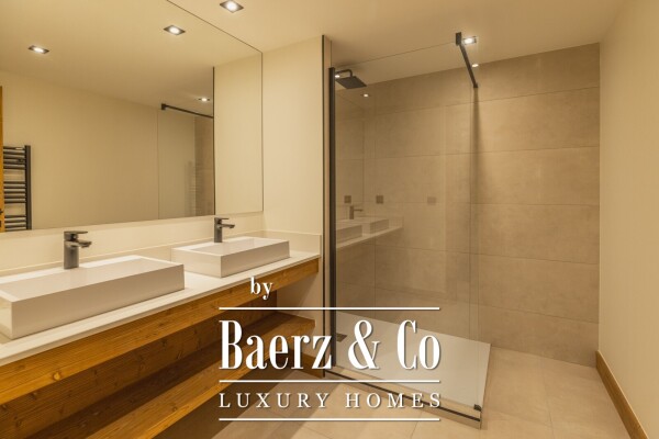 photo 11 NEW HALF CHALET WITH MOUNTAIN VIEWS