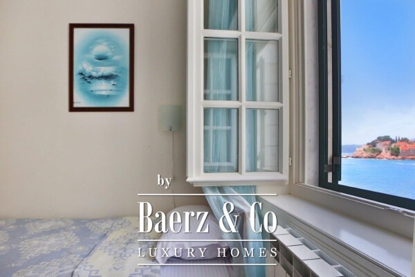 photo 10 Apartment on the Sveti Stefan Beach