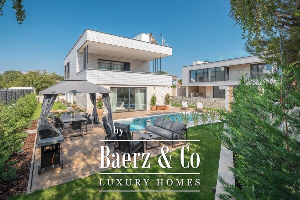 photo 3 Funtana, Istria, modern villa with pool, top location