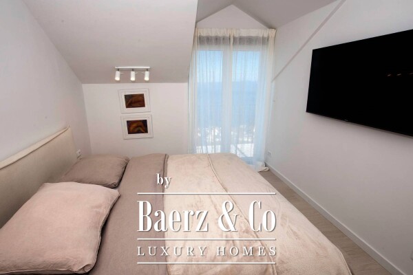 photo 10 Jesenice, Dugi Rat, villa with beautiful panoramic view