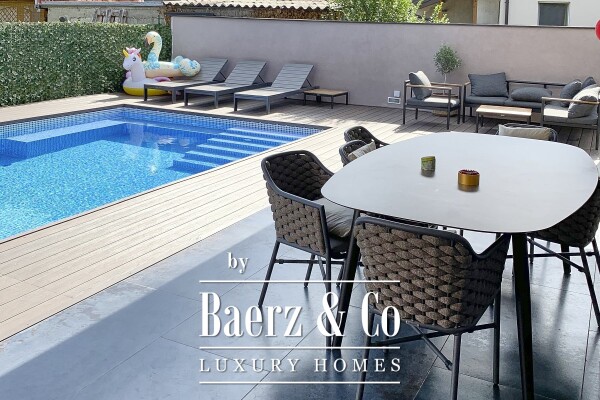 photo 25 Maksimir, Kolonija luxurious house with a pool