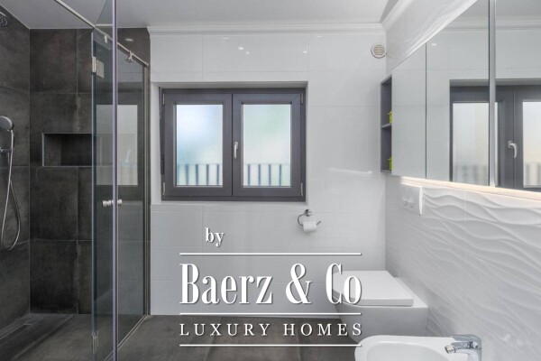 photo 21 Sveti Lovreč, a beautiful villa with a swimming pool on a landscaped garden of 1874m2