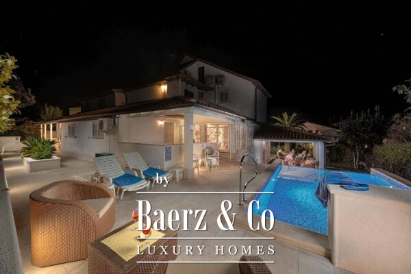 photo 6 Pula, Pješčana Uvala detached house in a great location