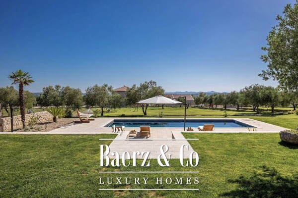 photo 6 Zadar, Murvica, spectacular stone villa with tennis court and swimming pool