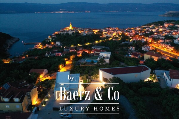 photo 14 Krk, Vrbnik, unique villa of 240 m2 on a plot of land of 800 m2