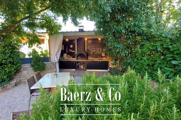 photo 4 Bale, detached house with 3 apartments