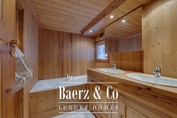 photo 10 8 ROOM CHALET - MAGNIFICENT VIEW