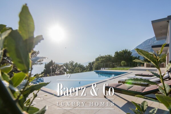 photo 2 Makarska, Tučepi, secluded villa surrounded by nature, with pool, jacuzzi and perfect panoramic view