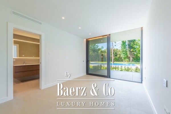 photo 18 Beautiful luxury home in Sotogrande, Sotogrande Costa - Reyes y Reinas