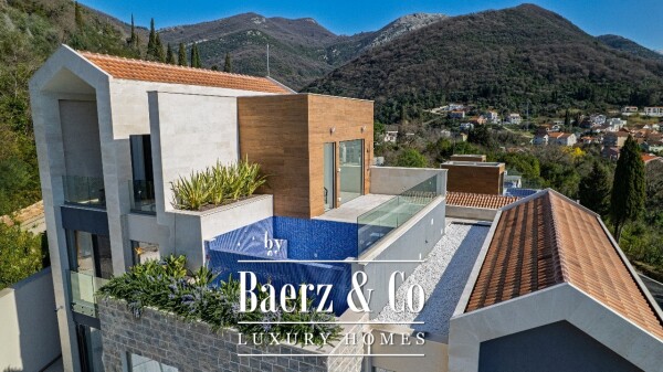 photo 3 House in Tivat with Pool