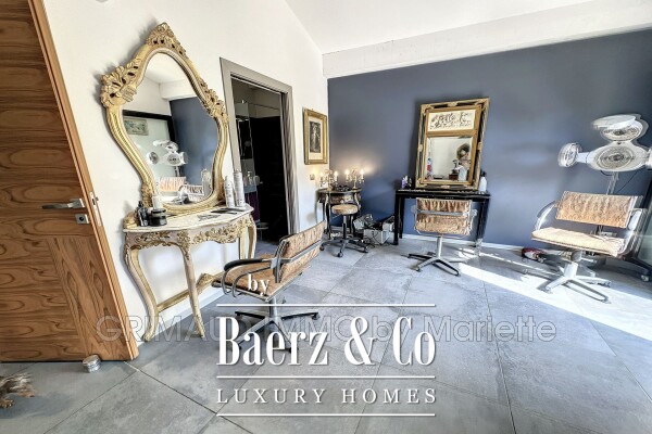 photo 17 Contemporary villa with views of the vineyards and pool