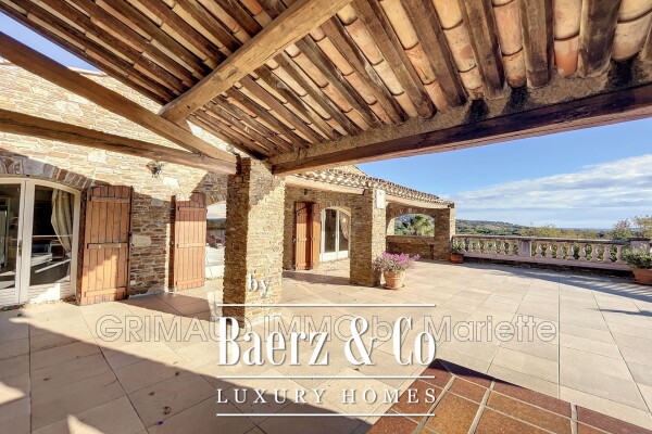 photo 8 Grimaud, France