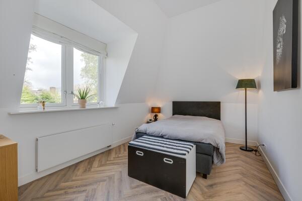 photo 42 van Brouchovenlaan 6