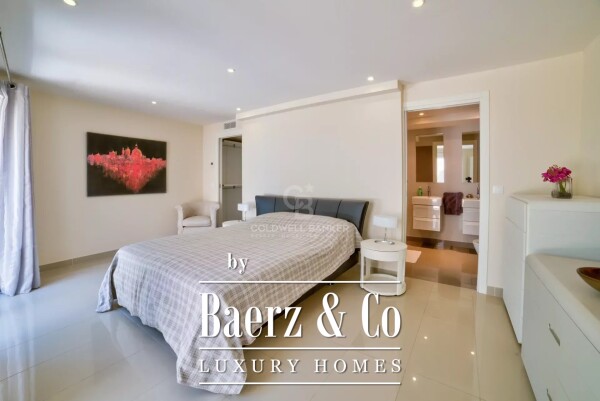 photo 12 Gorgeous villa in a secured domaine