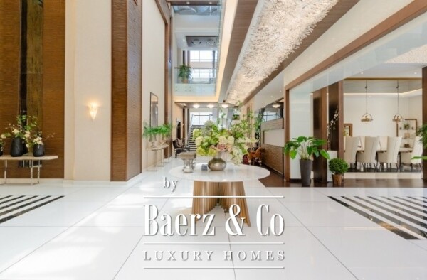 photo 7 Exclusive 8-Bedroom Luxury Villa in Emirates Hills, Dubai