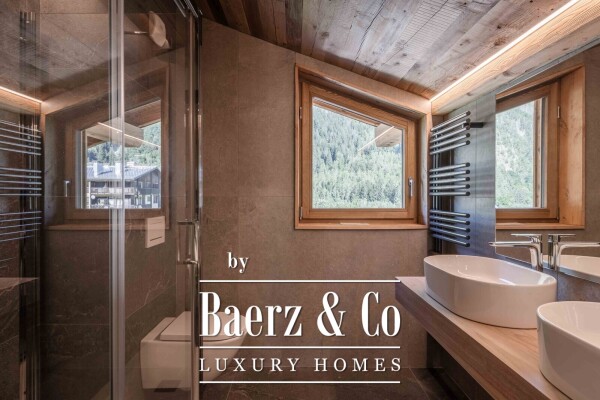 photo 9 SPLENDID FULLY RENOVATED CHALET WITH INDOOR SWIMMING POOL