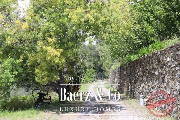 photo 117 Villa for sale 166 m²