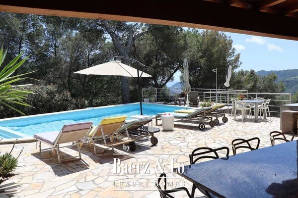 photo 10 Villa for sale 166 m²