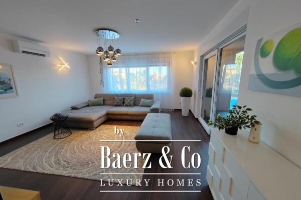 photo 24 Nin, Zaton, a complex of three modern villas with swimming pools in an excellent location