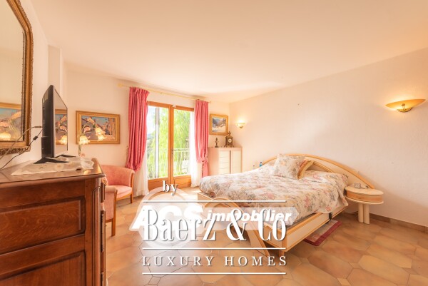 photo 11 Exceptional Villa with Panoramic Sea Views – Saint-Aygulf close to ST TROPEZ