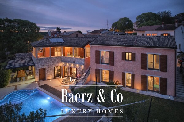 photo 2 Istra, Šorići, luxury Stone House 388m² with Pool and construction land 4621m2