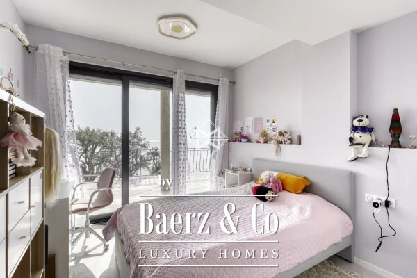 photo 9 Contemporary villa with panoramic sea view