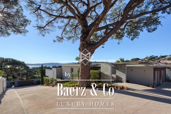 photo 11 Luxurious villa with sea view