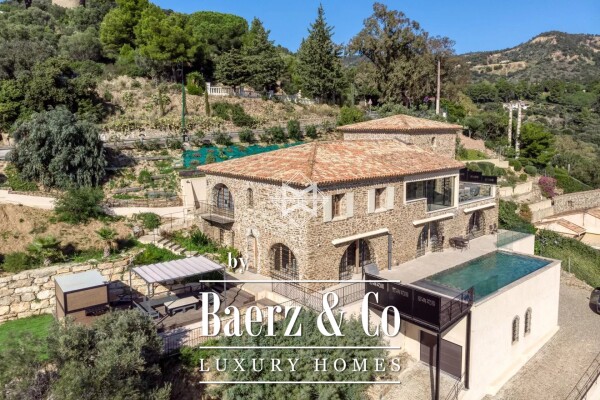 photo 4 Charming renovated Villa with sea View