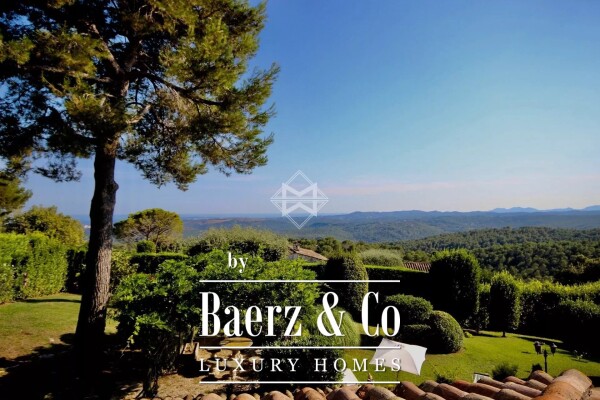 photo 25 Provençal house with sea view in sought-after estate