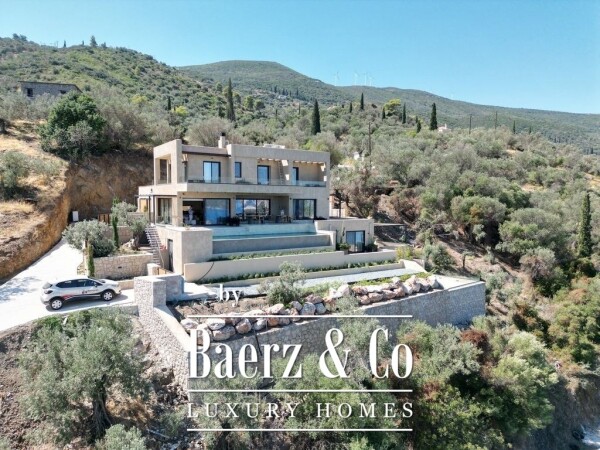 photo 8 (For Sale) Residential Villa || Piraias/Troizinia - 357 Sq.m, 8 Bedrooms, 2.000.000€