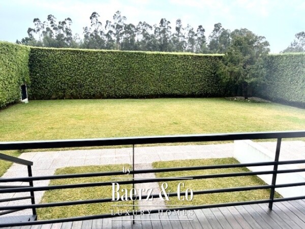 photo 8 Excellent 5 bedroom villa