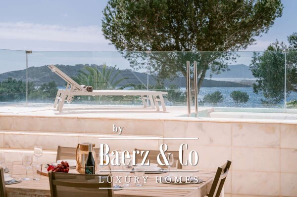 photo 4 Beautiful luxury home in Talamanca, Talamanca