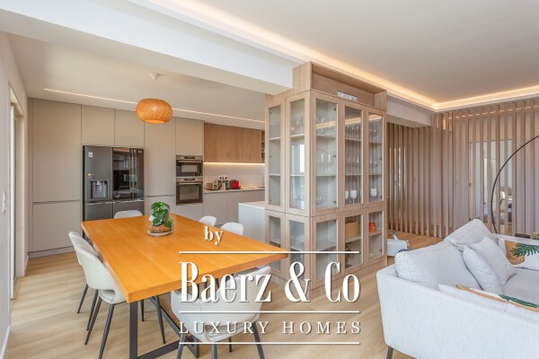 photo 15 5-Bedroom Penthouse in Estoril - Sea View