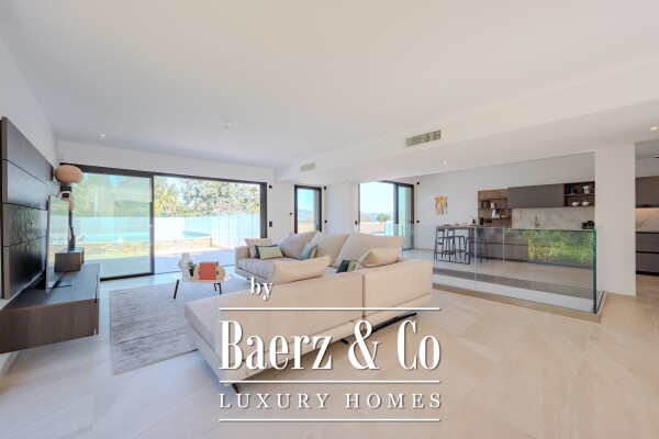 photo 8 Gassin Apartment – Just Steps from the Beach and 5 Minutes to St. Tropez