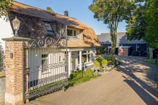 photo 10 Provincialeweg Oost 64