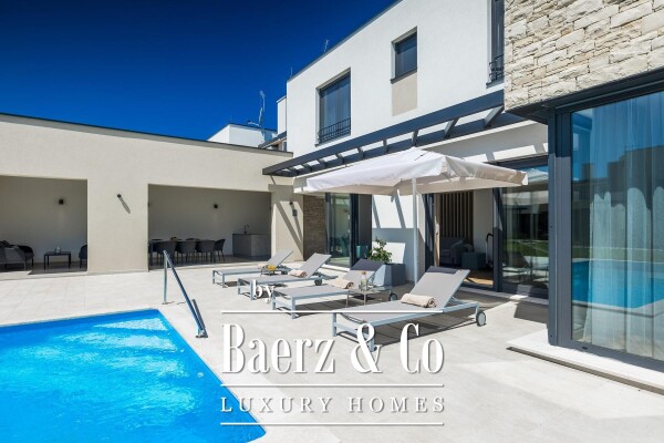 photo 12 Istria, Brtonigla, modern villa with swimming pool and jacuzzi