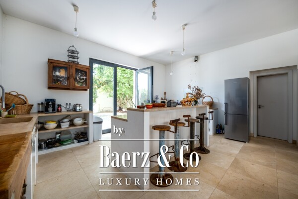 photo 5 Equestrian Property