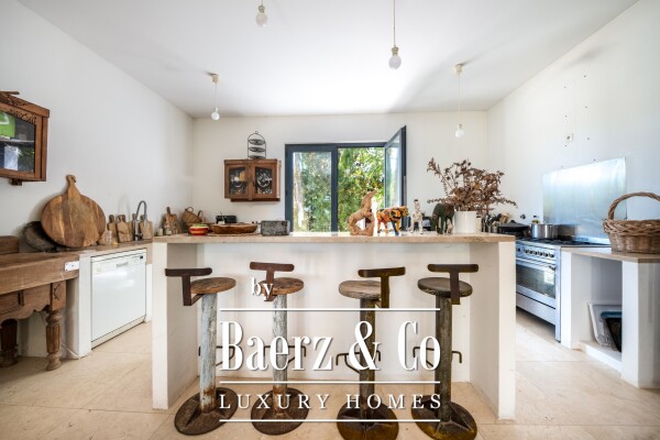 photo 6 Equestrian Property