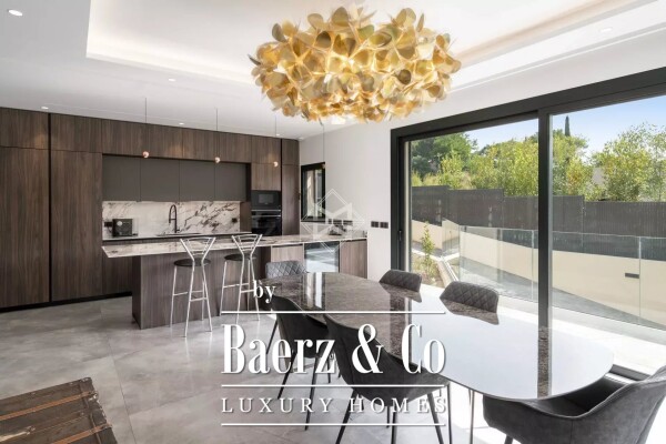 photo 3 New Contemporary-Style Villa with Lovely Open Views