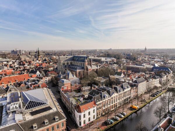 photo 98 Rapenburg 45