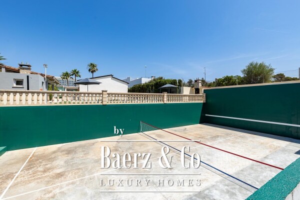 photo 7 Exclusive Villa with Vacation License in Arenal area, Palma