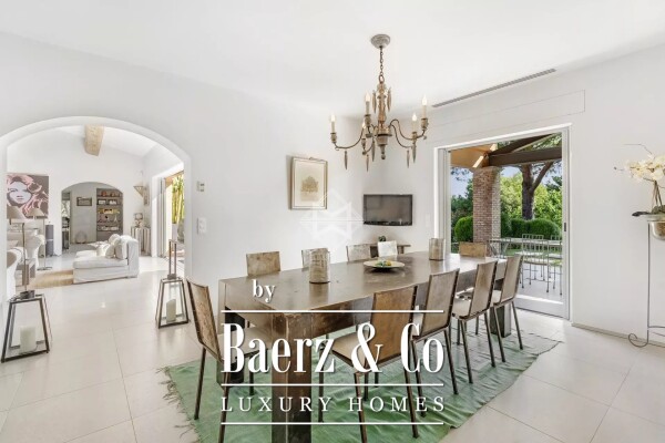 photo 7 In one of the most sought-after areas of Ramatuelle