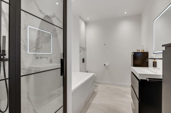 photo 38 Stationsweg 92