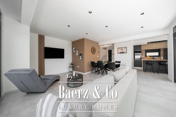 photo 10 Makarska, two-story, three-room apartment, with pool